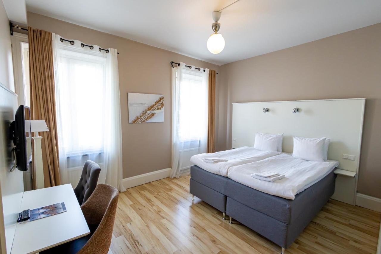 Hotell Hjalmar Όρεμπρο Εξωτερικό φωτογραφία