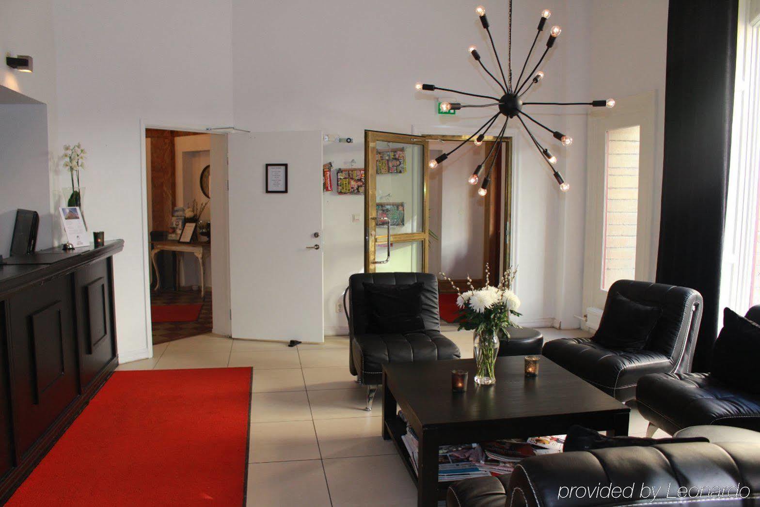 Hotell Hjalmar Όρεμπρο Εξωτερικό φωτογραφία
