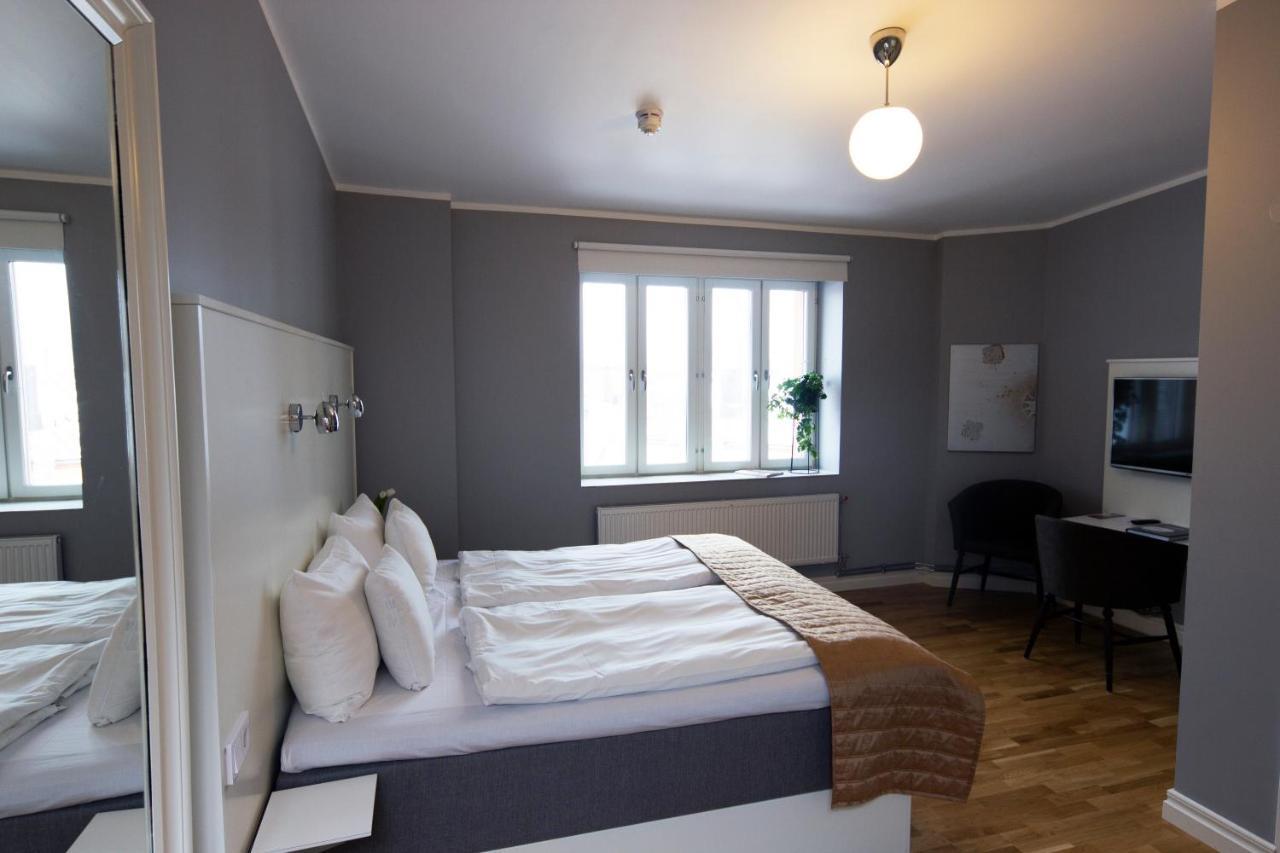 Hotell Hjalmar Όρεμπρο Εξωτερικό φωτογραφία