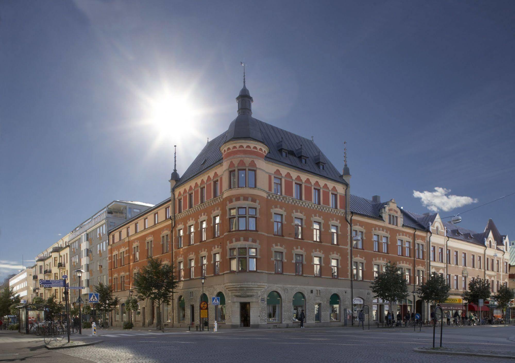 Hotell Hjalmar Όρεμπρο Εξωτερικό φωτογραφία